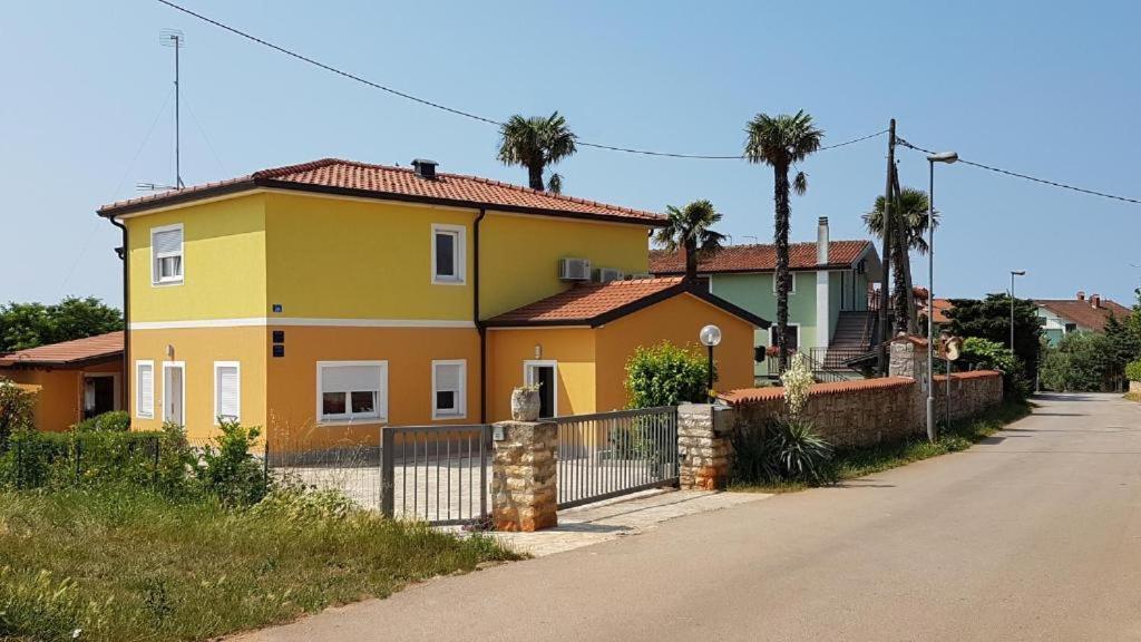 San Lorenzo Apartments Lovrecica  Exterior photo